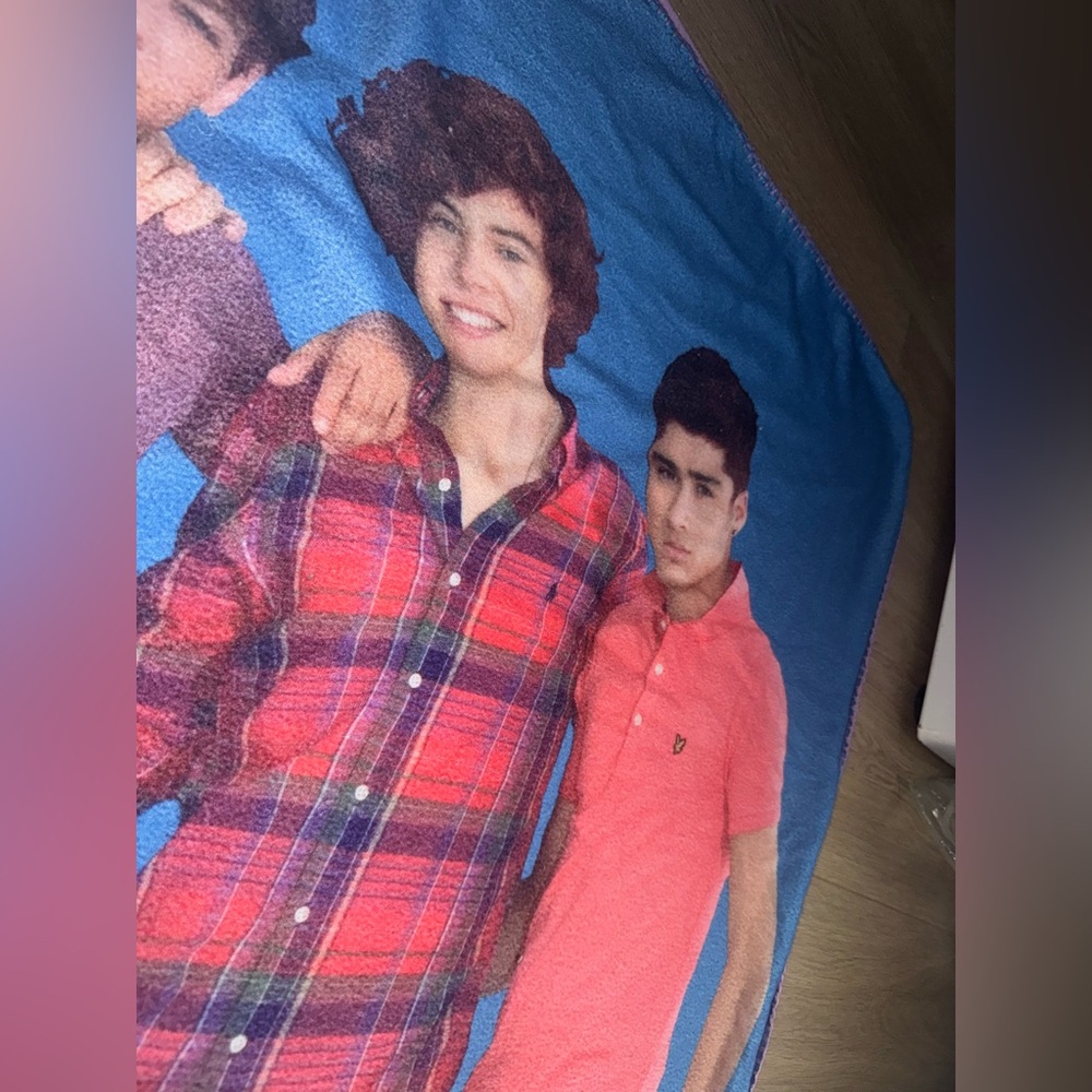 One Direction RARE 2013 Throw Blanket 45”x60” - Picture 8 of 11